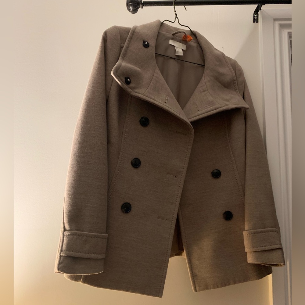 Women’s grey coat